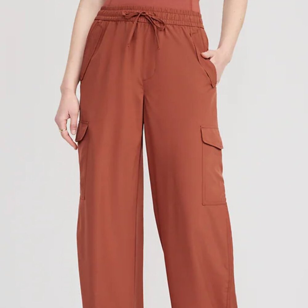 High-Waisted StretchTech Wide-Leg Cargo Pants